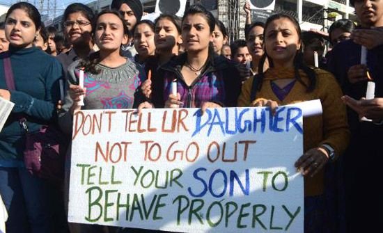 Tell your son to behave properly - Indien 2013