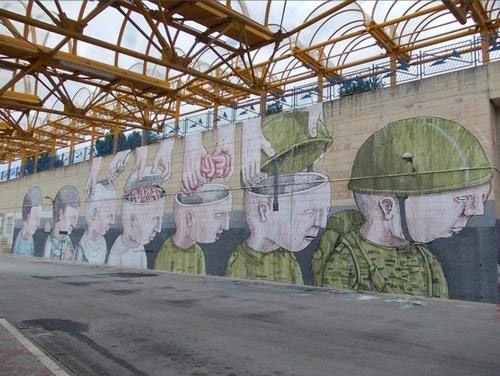 Streetart - Militarismus